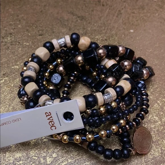 Black and Gold Beaded Bracelet Set - Picture 1 of 3